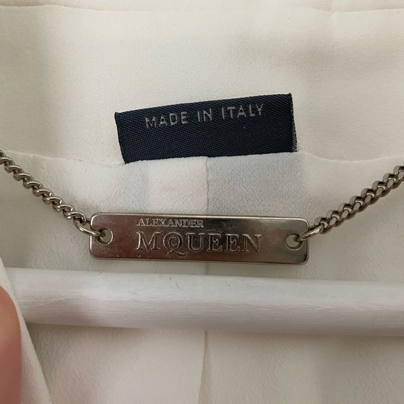 Alexander McQueen Ivory Pant Suit - Picture 5 of 8